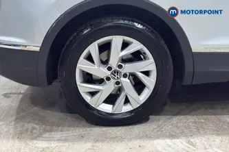 Volkswagen Tiguan Life Automatic Diesel SUV - Stock Number (1657044) - 46th supplementary image