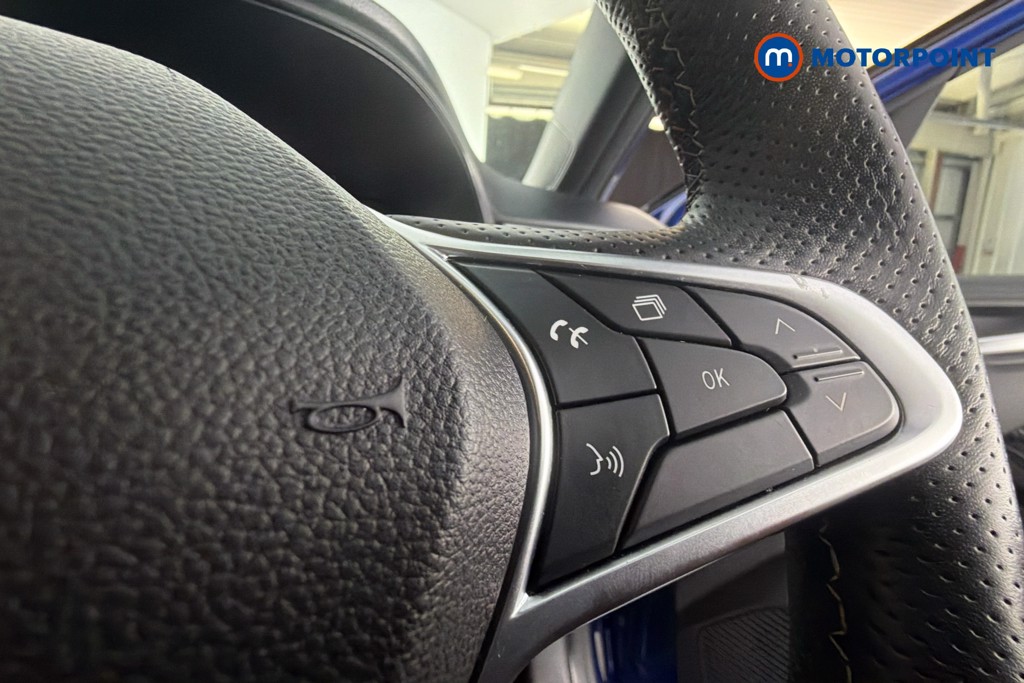 Renault Clio Rs Line Automatic Petrol-Electric Hybrid Hatchback - Stock Number (1657077) - 4th supplementary image