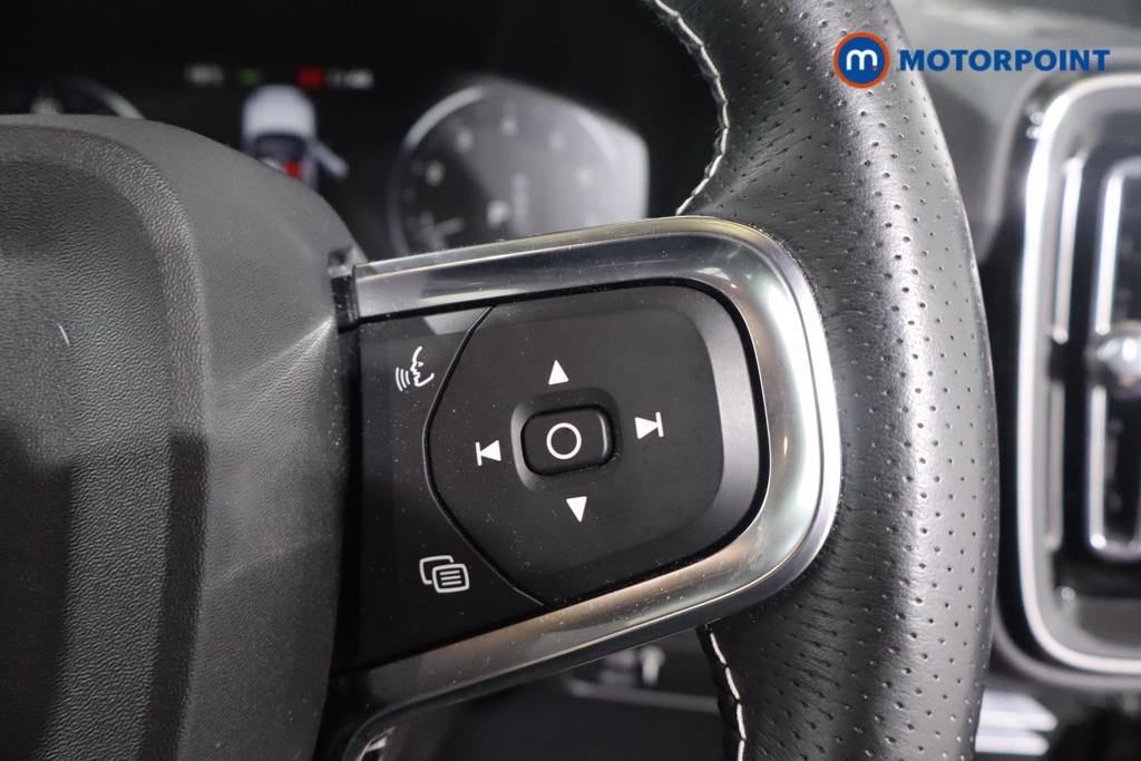 Volvo Xc40 R Design Pro Automatic Petrol SUV - Stock Number (1657251) - 7th supplementary image