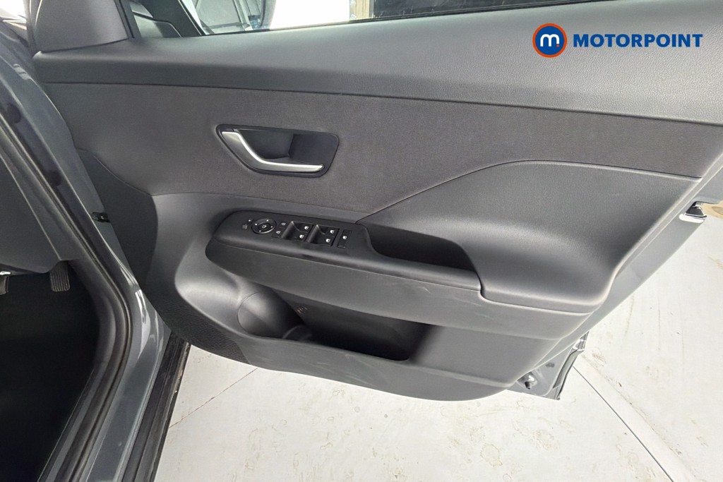 Hyundai Kona Advance Automatic Petrol-Electric Hybrid SUV - Stock Number (1657360) - 19th supplementary image