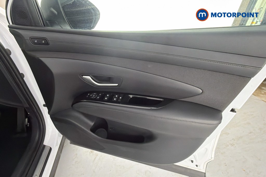 Hyundai Tucson Ultimate Automatic Petrol Plug-In Hybrid SUV - Stock Number (1657435) - 19th supplementary image