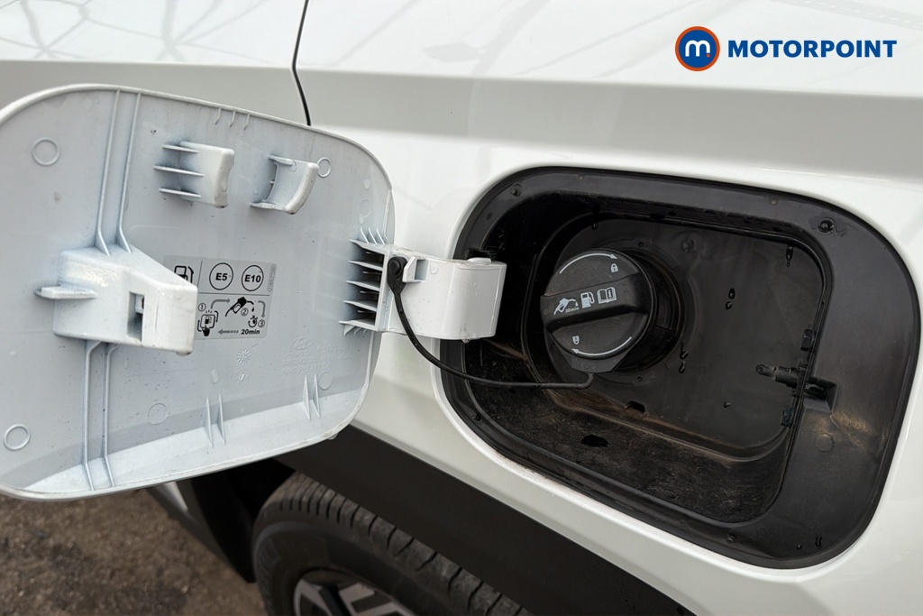 Hyundai Tucson Ultimate Automatic Petrol Plug-In Hybrid SUV - Stock Number (1657455) - 41st supplementary image