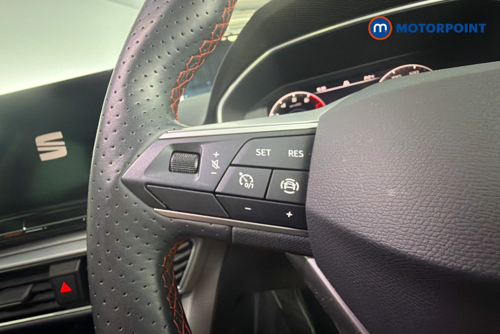 Seat Leon FR Manual Petrol Estate - Stock Number (1657486) - 3rd supplementary image
