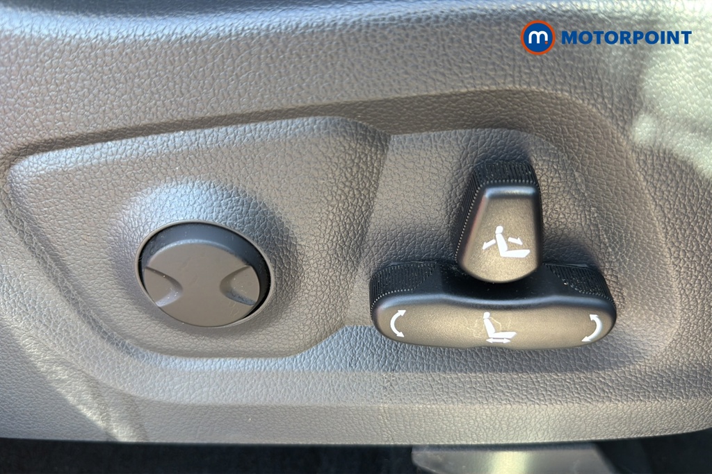 KGM Musso Saracen Plus Automatic Diesel Double Cab Pick-Up - Stock Number (1657728) - 23rd supplementary image