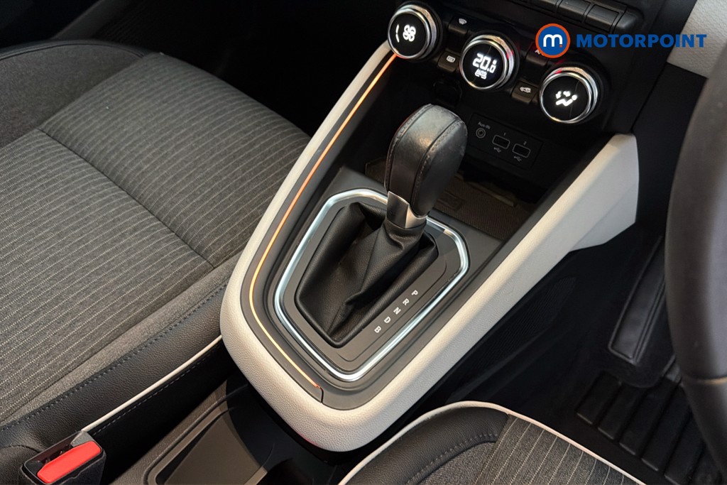 Renault Clio Techno Automatic Petrol-Electric Hybrid Hatchback - Stock Number (1657887) - 15th supplementary image