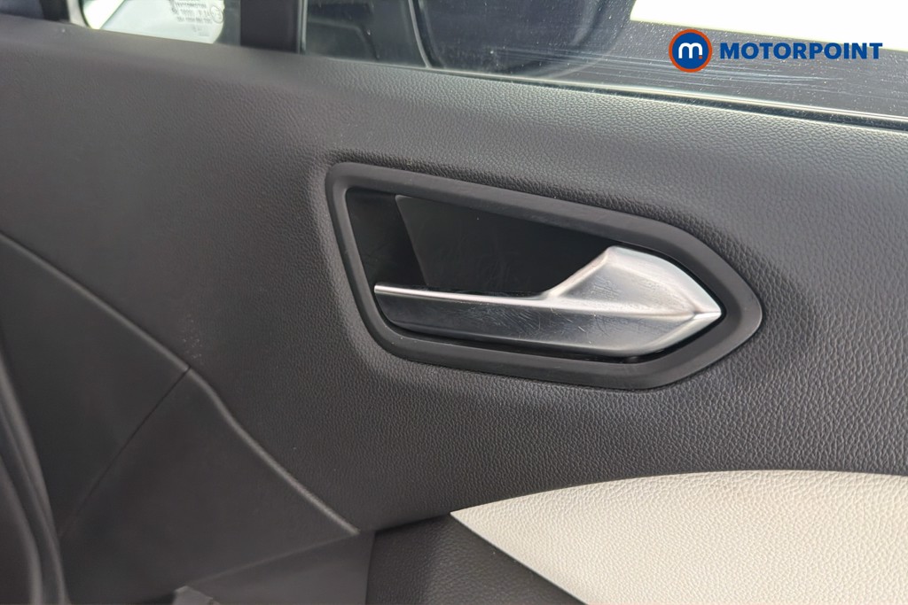 Renault Clio Techno Automatic Petrol-Electric Hybrid Hatchback - Stock Number (1657887) - 42nd supplementary image