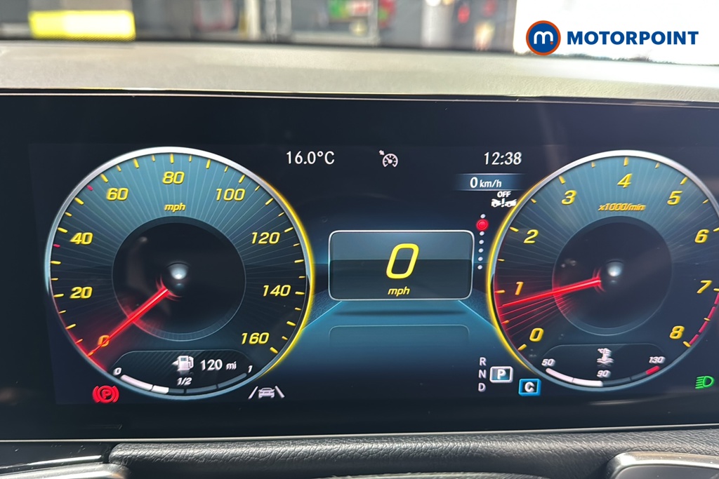 Mercedes-Benz GLB Amg Line Automatic Petrol SUV - Stock Number (1658067) - 7th supplementary image
