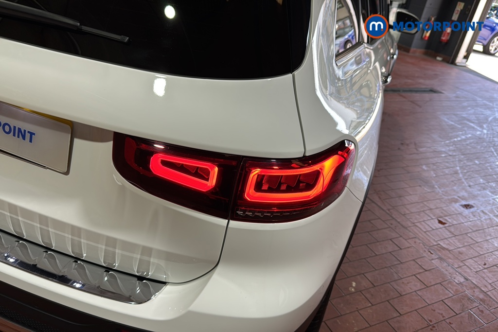 Mercedes-Benz GLB Amg Line Automatic Petrol SUV - Stock Number (1658067) - 36th supplementary image