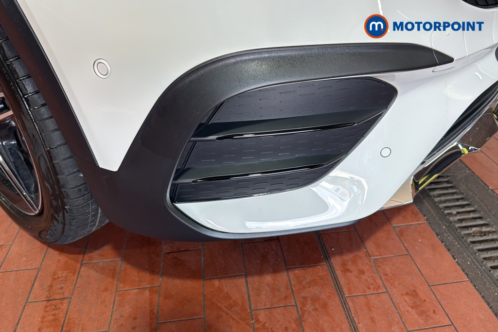 Mercedes-Benz GLB Amg Line Automatic Petrol SUV - Stock Number (1658067) - 38th supplementary image