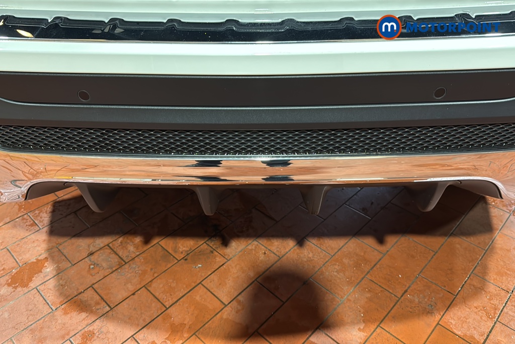 Mercedes-Benz GLB Amg Line Automatic Petrol SUV - Stock Number (1658067) - 39th supplementary image