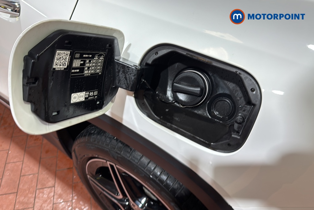 Mercedes-Benz GLB Amg Line Automatic Petrol SUV - Stock Number (1658067) - 41st supplementary image
