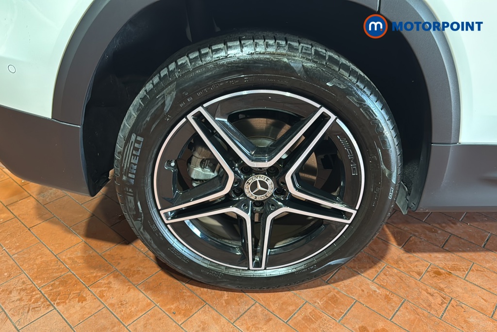 Mercedes-Benz GLB Amg Line Automatic Petrol SUV - Stock Number (1658067) - 46th supplementary image