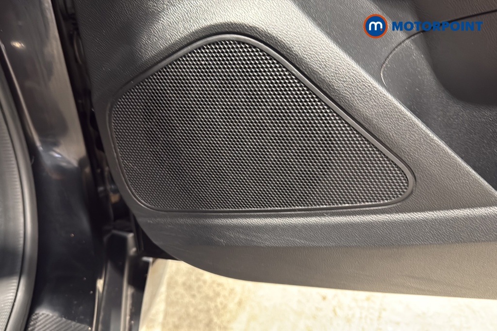 Mg Motor Uk ZS Exclusive Manual Petrol SUV - Stock Number (1658114) - 21st supplementary image