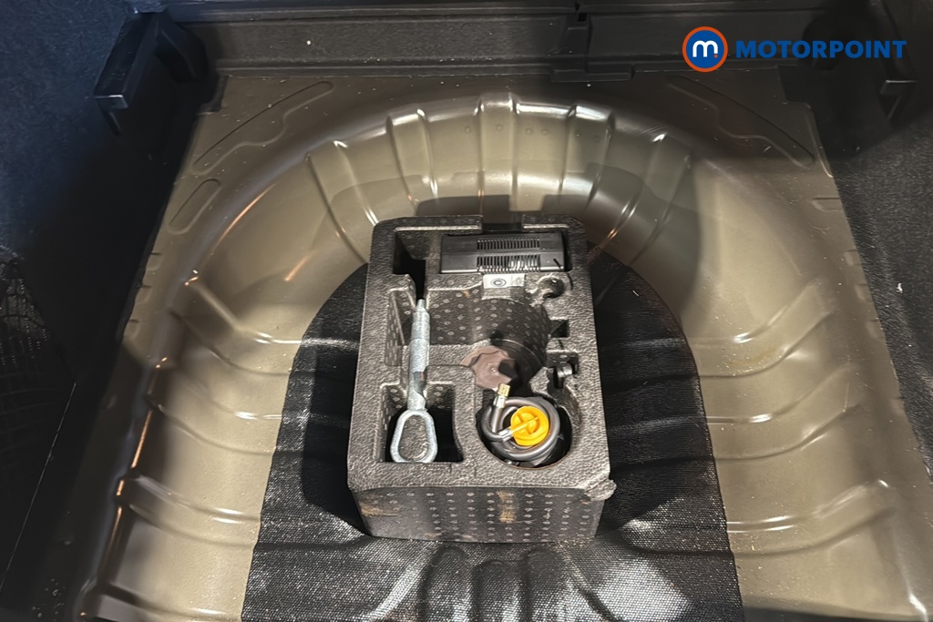 Mg Motor Uk ZS Exclusive Manual Petrol SUV - Stock Number (1658114) - 33rd supplementary image