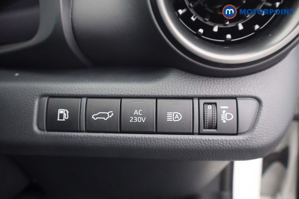 Toyota C-Hr Design Automatic Petrol Plug-In Hybrid SUV - Stock Number (1658241) - 14th supplementary image