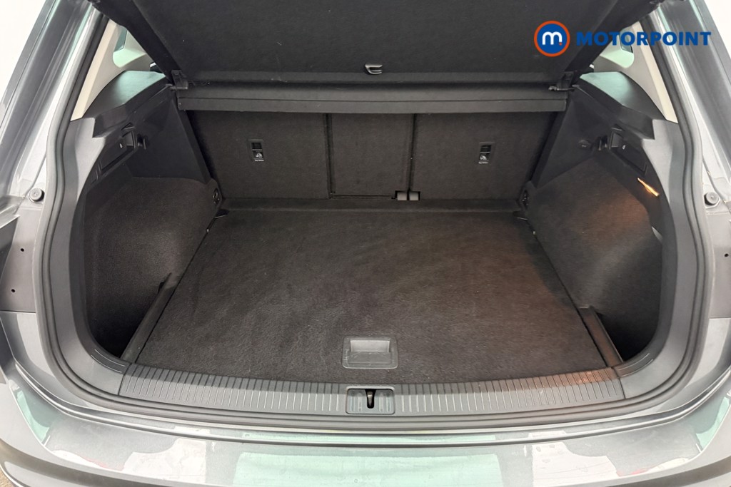 Volkswagen Tiguan SEL Automatic Petrol SUV - Stock Number (1594341) - 5th supplementary image