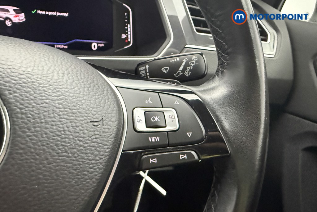 Volkswagen Tiguan SEL Automatic Petrol SUV - Stock Number (1594341) - 8th supplementary image