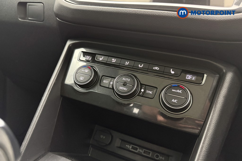 Volkswagen Tiguan SEL Automatic Petrol SUV - Stock Number (1594341) - 13th supplementary image