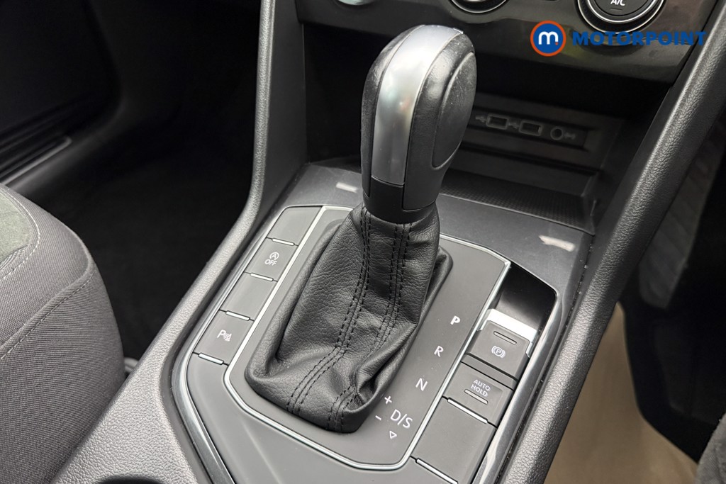 Volkswagen Tiguan SEL Automatic Petrol SUV - Stock Number (1594341) - 15th supplementary image