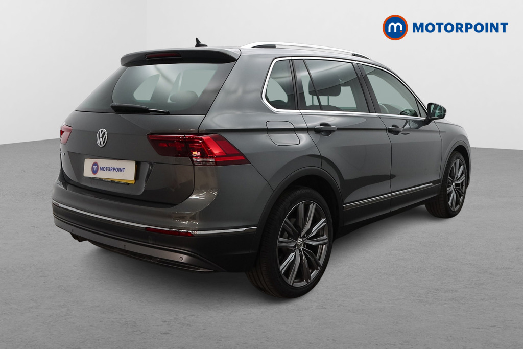Volkswagen Tiguan SEL Automatic Petrol SUV - Stock Number (1594341) - Drivers side rear corner