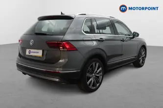Volkswagen Tiguan SEL Automatic Petrol SUV - Stock Number (1594341) - Drivers side rear corner