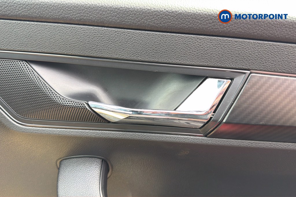 Skoda Karoq Sport Line Automatic Diesel SUV - Stock Number (1620490) - 42nd supplementary image