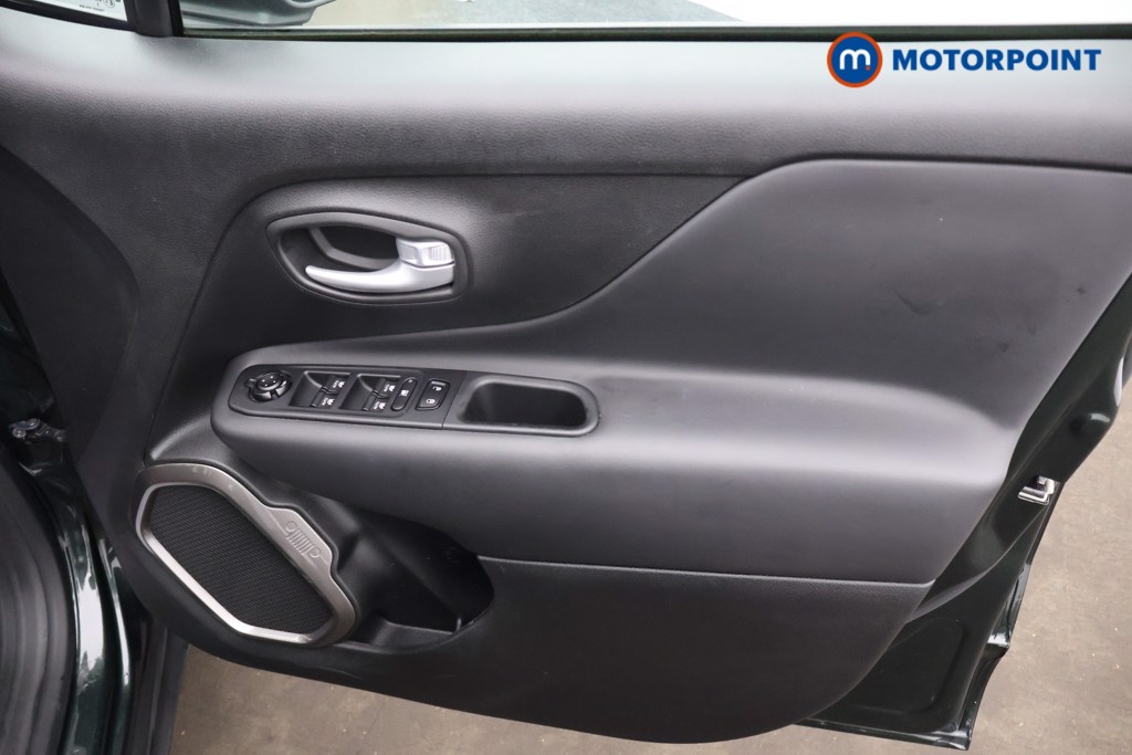 Jeep Renegade North Star Automatic Petrol SUV - Stock Number (1646790) - 14th supplementary image