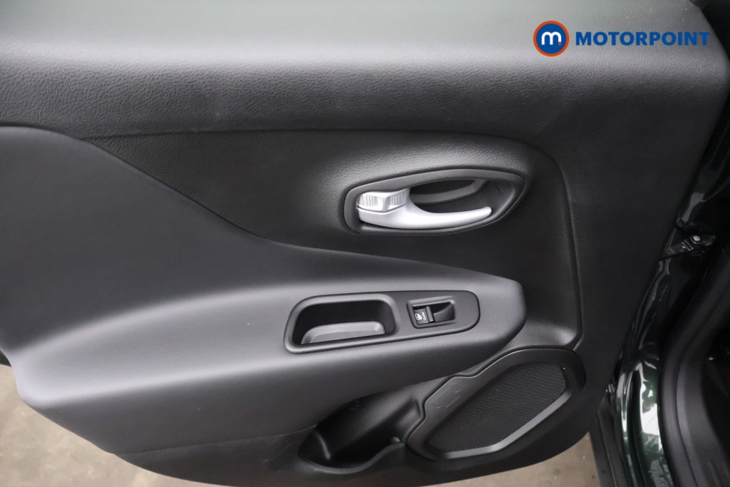 Jeep Renegade North Star Automatic Petrol SUV - Stock Number (1646790) - 20th supplementary image
