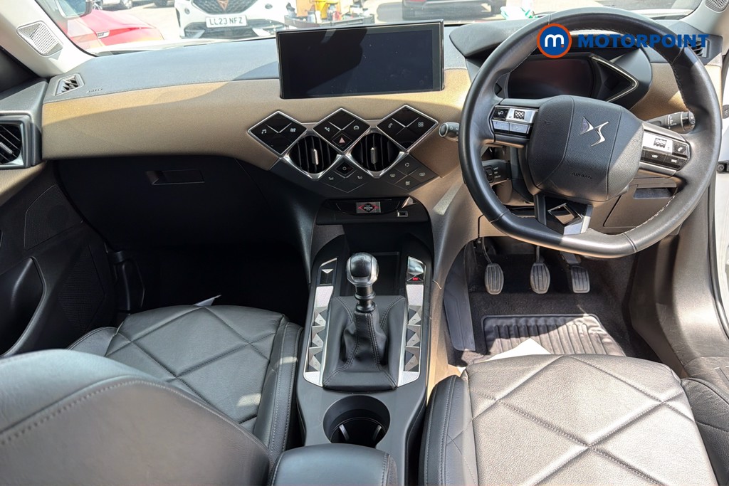 DS Ds 3 Prestige Manual Petrol SUV - Stock Number (1647438) - 1st supplementary image