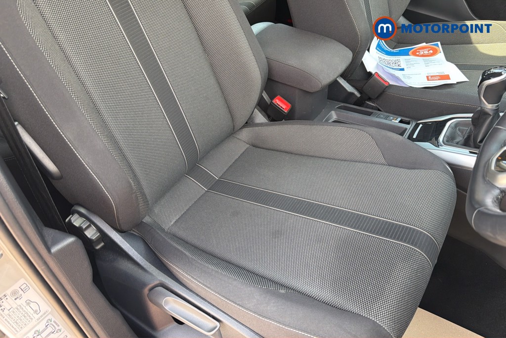 Volkswagen T-Roc Life Manual Petrol SUV - Stock Number (1648416) - 22nd supplementary image