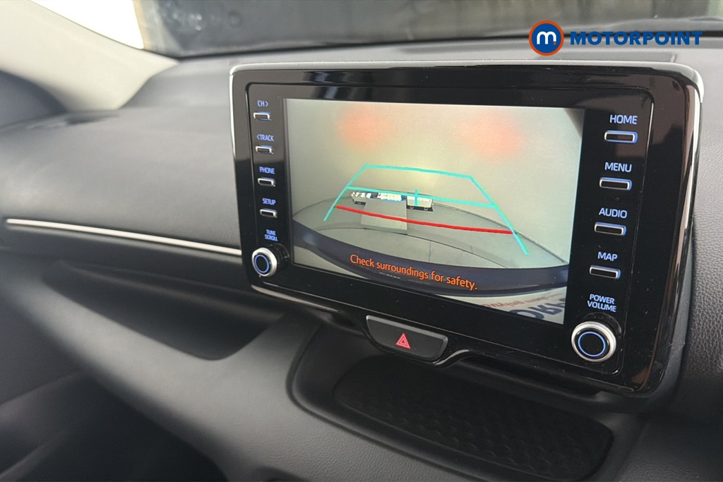 Toyota Yaris Design Automatic Petrol-Electric Hybrid Hatchback - Stock Number (1648444) - 13th supplementary image