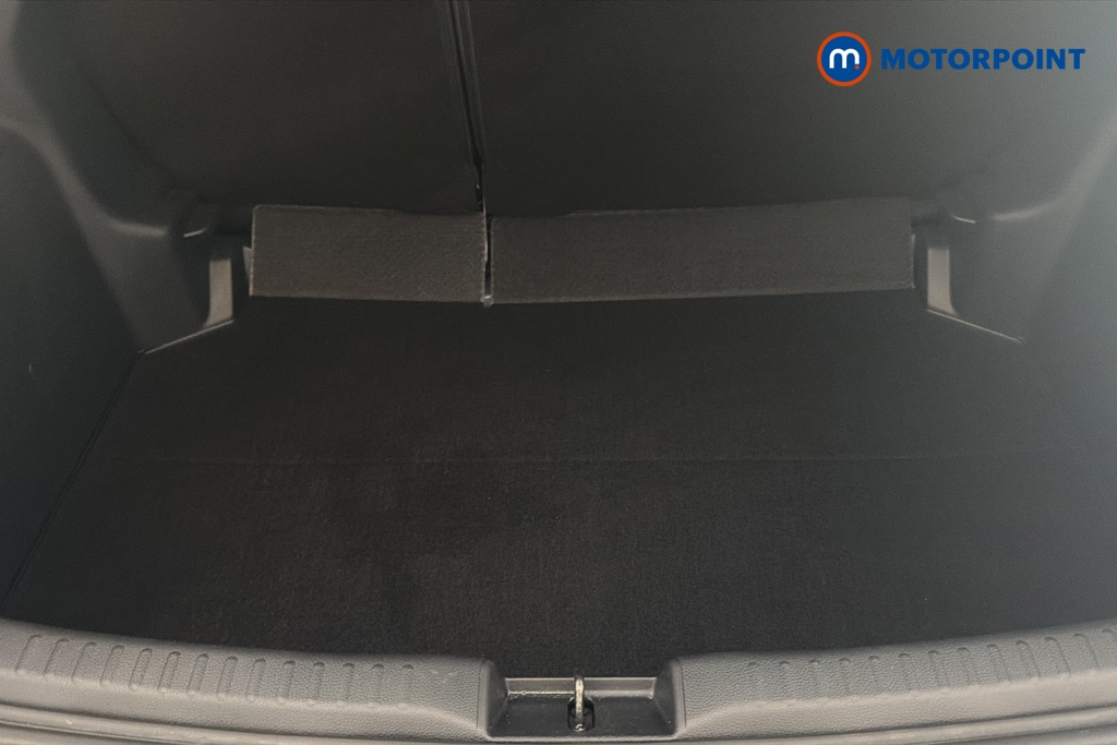 Toyota Yaris Design Automatic Petrol-Electric Hybrid Hatchback - Stock Number (1648444) - 30th supplementary image