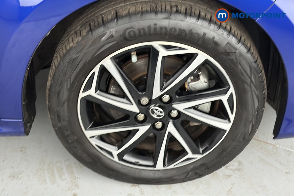 Toyota Yaris Design Automatic Petrol-Electric Hybrid Hatchback - Stock Number (1648444) - 47th supplementary image