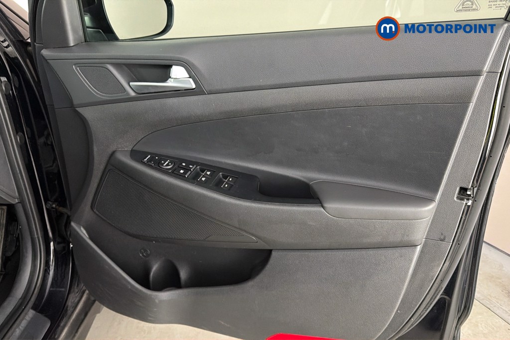 Hyundai Tucson Se Nav Manual Petrol SUV - Stock Number (1648639) - 19th supplementary image