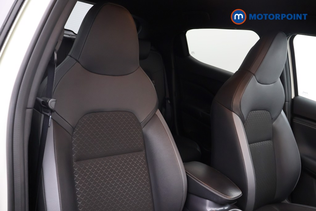 Nissan Juke N-Connecta Manual Petrol SUV - Stock Number (1649055) - 10th supplementary image