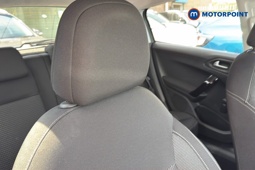 Peugeot 208 Allure Manual Petrol Hatchback - Stock Number (1649076) - 23rd supplementary image