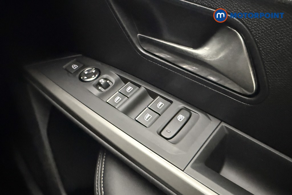 Peugeot 3008 GT Automatic Electric SUV - Stock Number (1649501) - 17th supplementary image