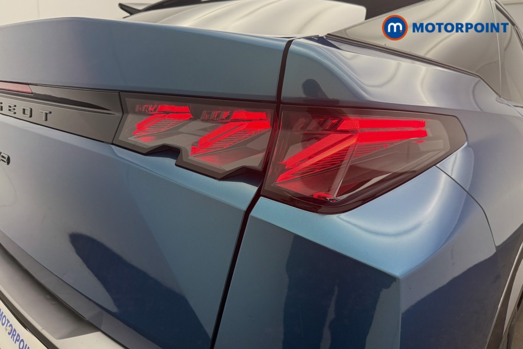 Peugeot 3008 GT Automatic Electric SUV - Stock Number (1649501) - 18th supplementary image