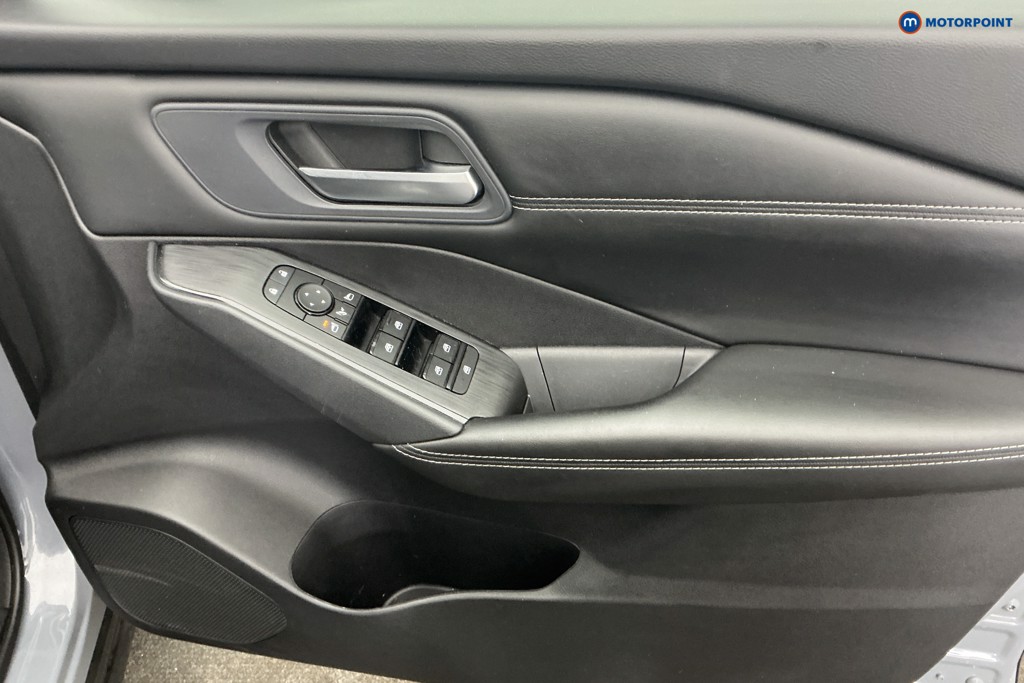 Nissan Qashqai Acenta Premium Manual Petrol SUV - Stock Number (1650310) - 24th supplementary image