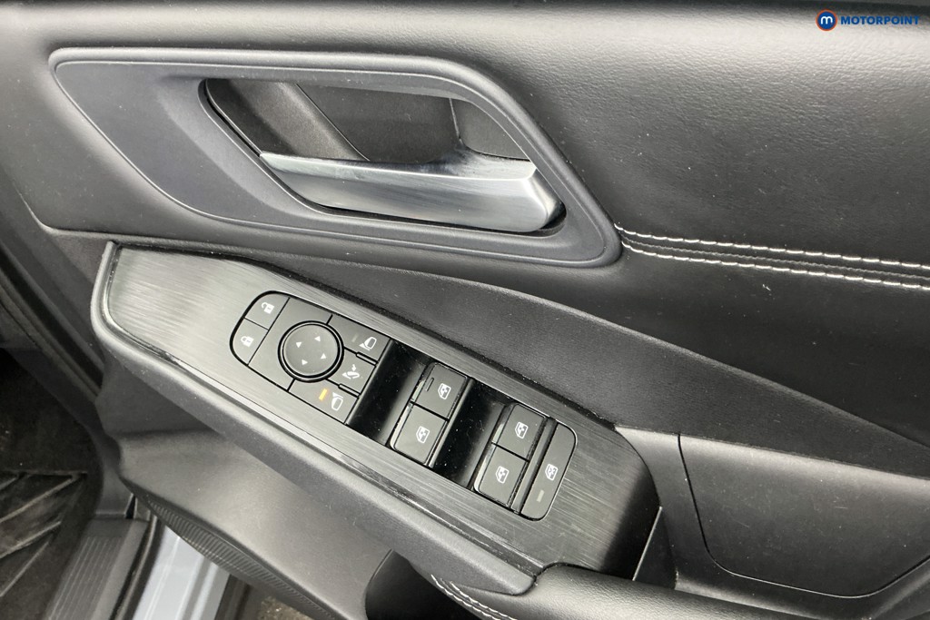 Nissan Qashqai Acenta Premium Manual Petrol SUV - Stock Number (1650310) - 25th supplementary image