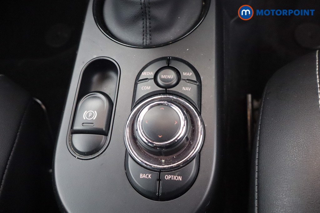 Mini Hatchback Cooper S Level 2 Automatic Electric Hatchback - Stock Number (1650311) - 16th supplementary image