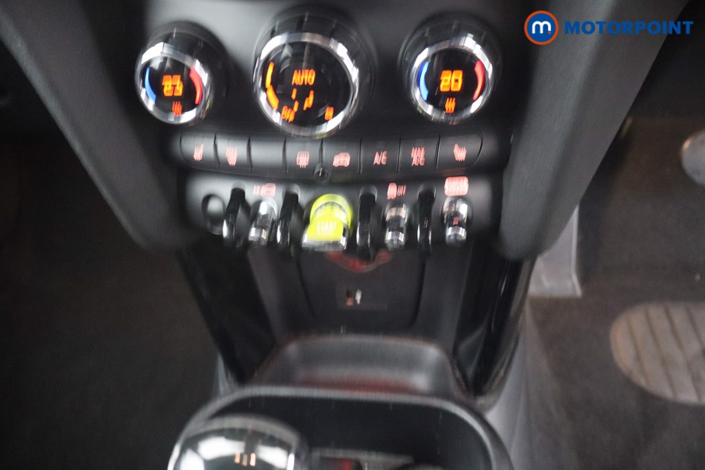 Mini Hatchback Cooper S Level 2 Automatic Electric Hatchback - Stock Number (1650311) - 17th supplementary image