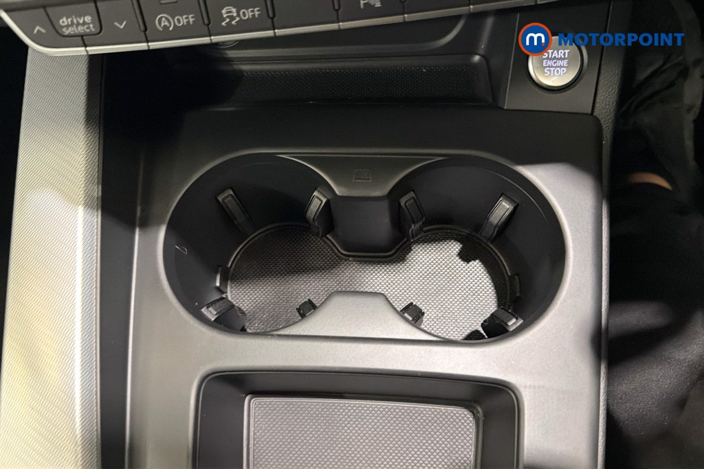 Audi A4 Technik Automatic Petrol Saloon - Stock Number (1650437) - 16th supplementary image