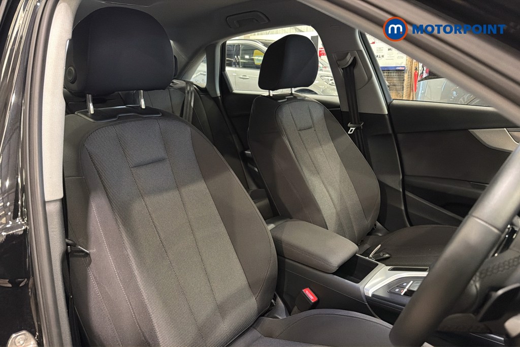 Audi A4 Technik Automatic Petrol Saloon - Stock Number (1650437) - 22nd supplementary image