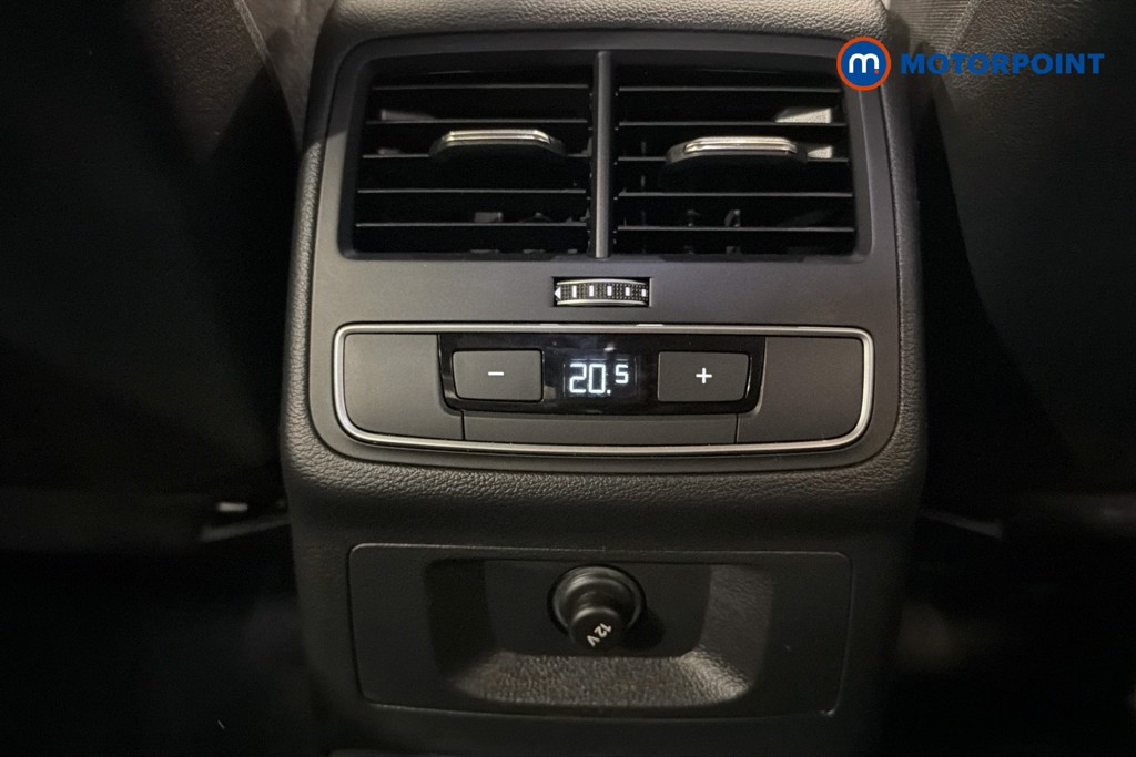 Audi A4 Technik Automatic Petrol Saloon - Stock Number (1650437) - 30th supplementary image