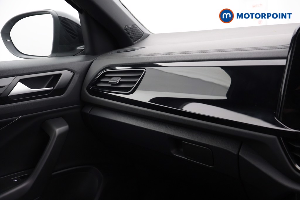 Volkswagen T-Roc Black Edition Plus Automatic Petrol SUV - Stock Number (1650606) - 8th supplementary image
