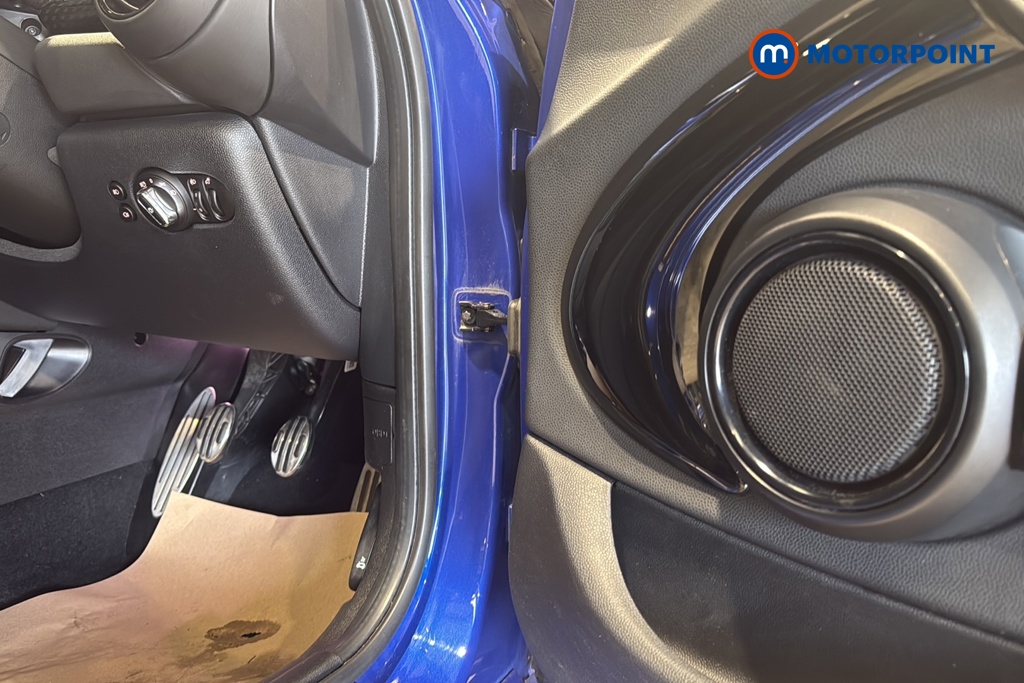 Mini Hatchback Cooper S Sport Manual Petrol Hatchback - Stock Number (1650886) - 21st supplementary image