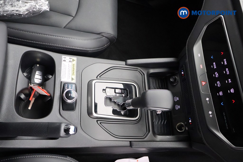 KGM Musso Saracen Plus Automatic Diesel Double Cab Pick-Up - Stock Number (1650936) - 13th supplementary image