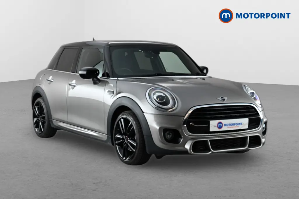 MINI HATCHBACK