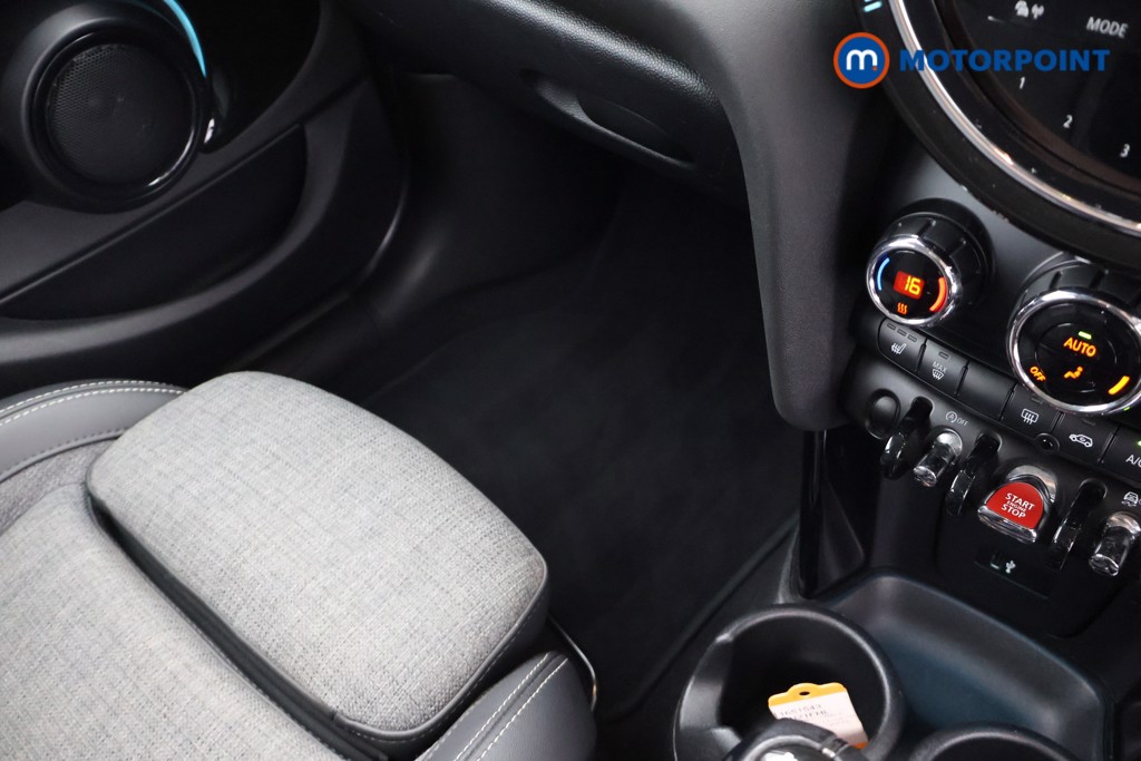 Mini Hatchback Cooper Classic Manual Petrol Hatchback - Stock Number (1651543) - 12th supplementary image